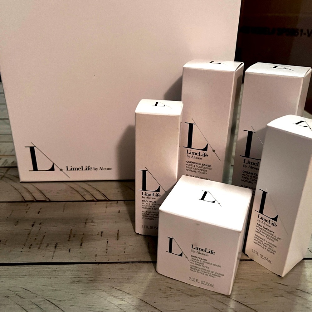 LimeLife 5pc Skin Care set BNIB